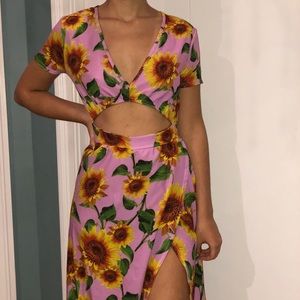 PrettyLittleThing Pink Sunflower Print Maxi Dress